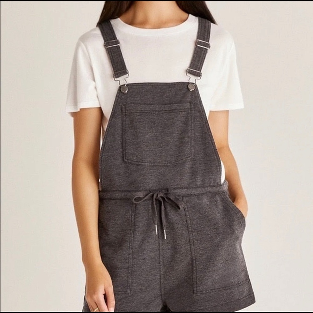 Z Supply overall shorts romper size large